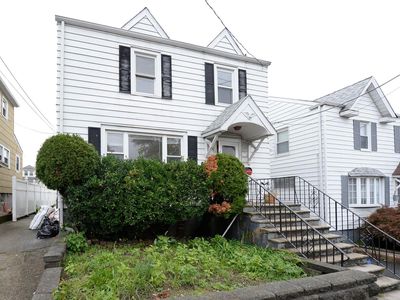 1515 82nd St, North Bergen, NJ, 07047