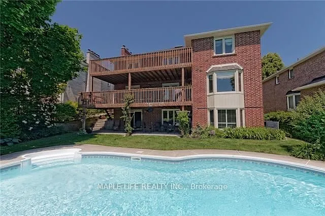 52 Prince Edward Blvd — Photo 43