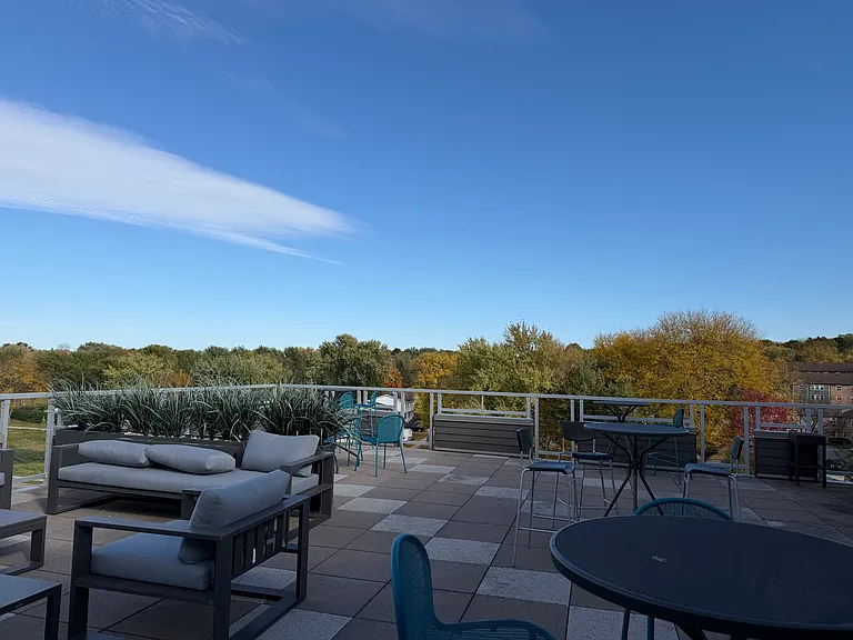 2500 Rimrock Lofts — Photo 7