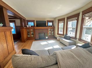 73 Wellington Rd FLOOR 2, Buffalo, NY 14216