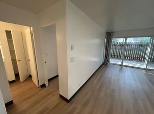 334 SE 4th Ave #X, Hillsboro, OR 97123