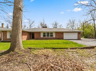 219 E Sheridan Rd, Lake Bluff, IL 60044