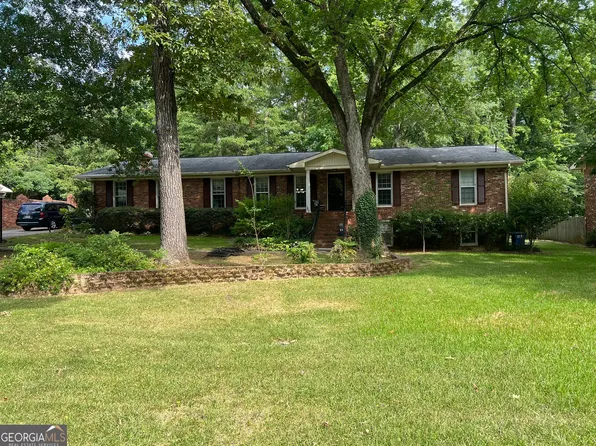 1631 Wesleyan Hills Dr, Macon, GA 31210