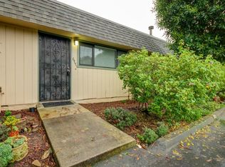 677 30th Ave, Santa Cruz, CA 95062