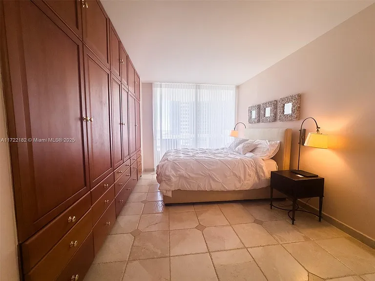 6365 Collins Ave #1506 — Photo 8
