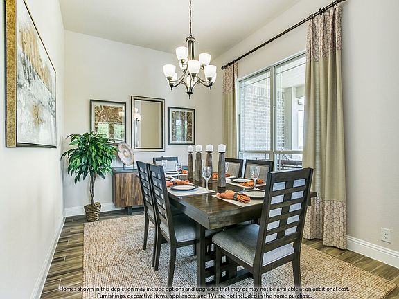 Union Park Dogwood III Model Formal Dining