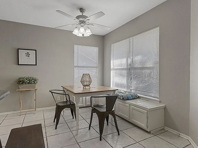 14102 N Hills Village Dr — Photo 16
