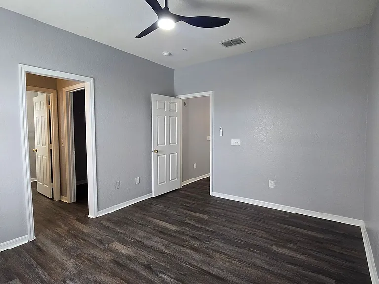 3701 Conroy Rd #1835 — Photo 28