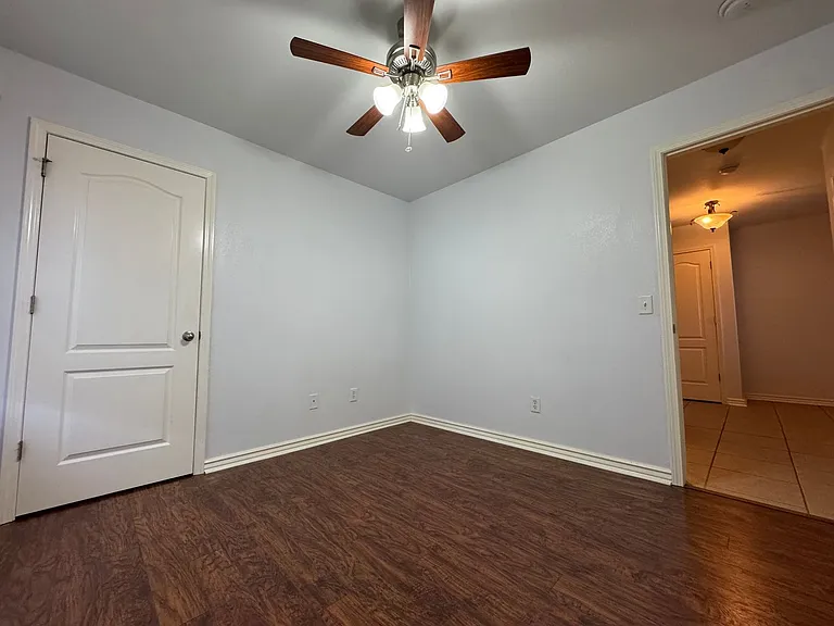 3905 W Amour Dr — Photo 15