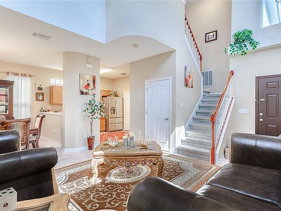 5th image of 10506 Grayslake Ct
