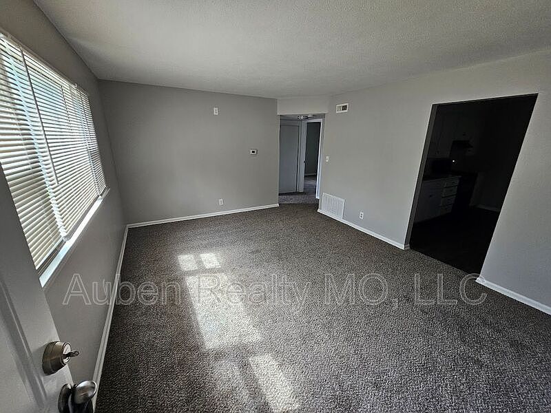 1st image of 1616 Washington Ave #3