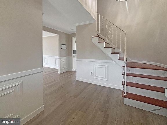 5th image of 119 Colonial Rd