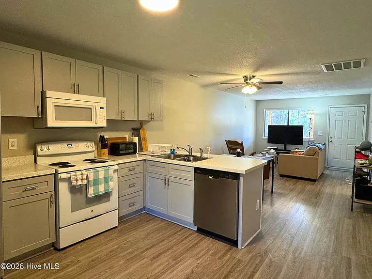 522 S Kerr Ave #56 — Photo 10