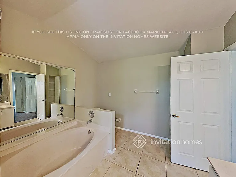 8528 Windy Cir — Photo 11