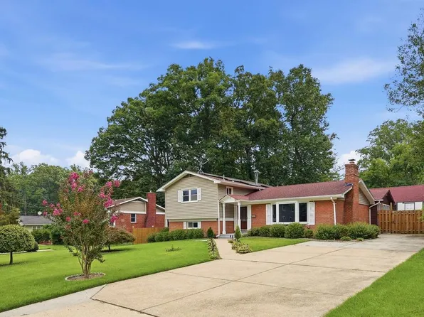 7305 Brookcrest Pl, Annandale, VA 22003