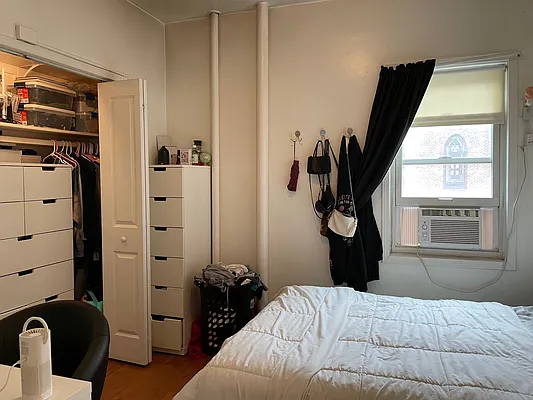 Rented by Compass | media 35