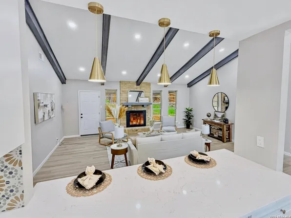 8615 NORWICH DR, San Antonio, TX 78217