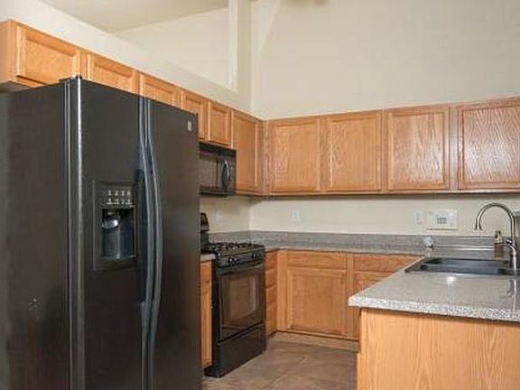 4th image of 3733 Sorrowing Sparrow Ct
