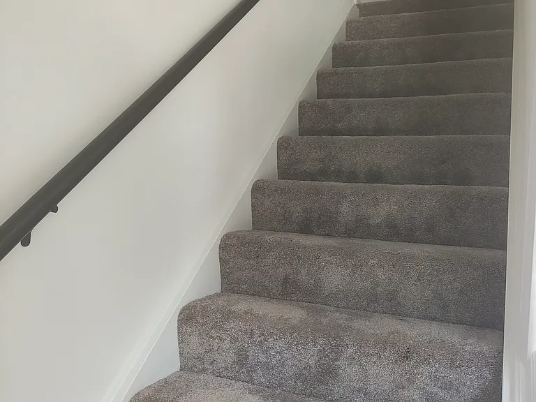 415 Williamsburg Way — Photo 6
