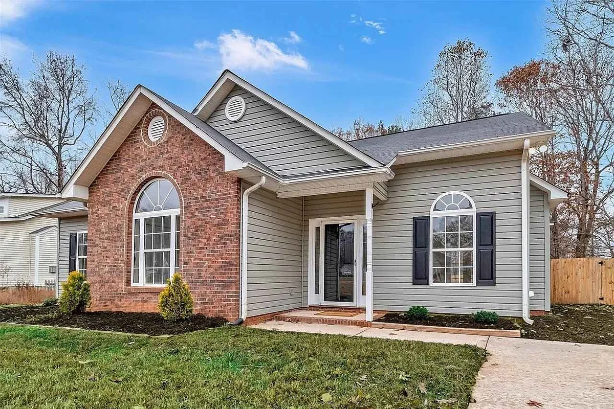 Building Photo - 1331 Copper Creek Ln