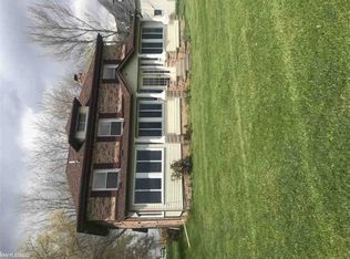 7773 River Rd, Cottrellville, MI 48039