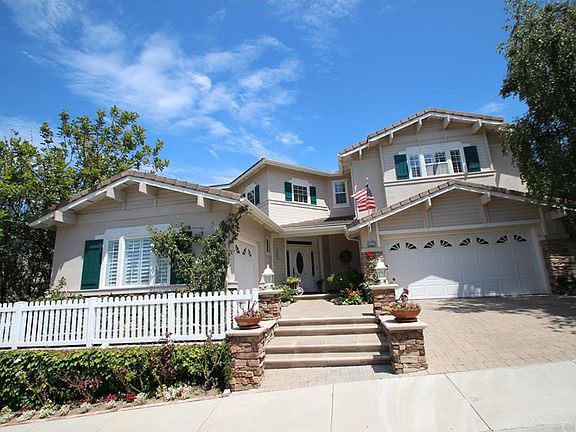 2nd image of 2627 Calle Onice