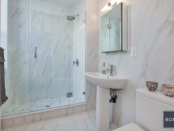 5th image of 42 W 120th St APT 7A