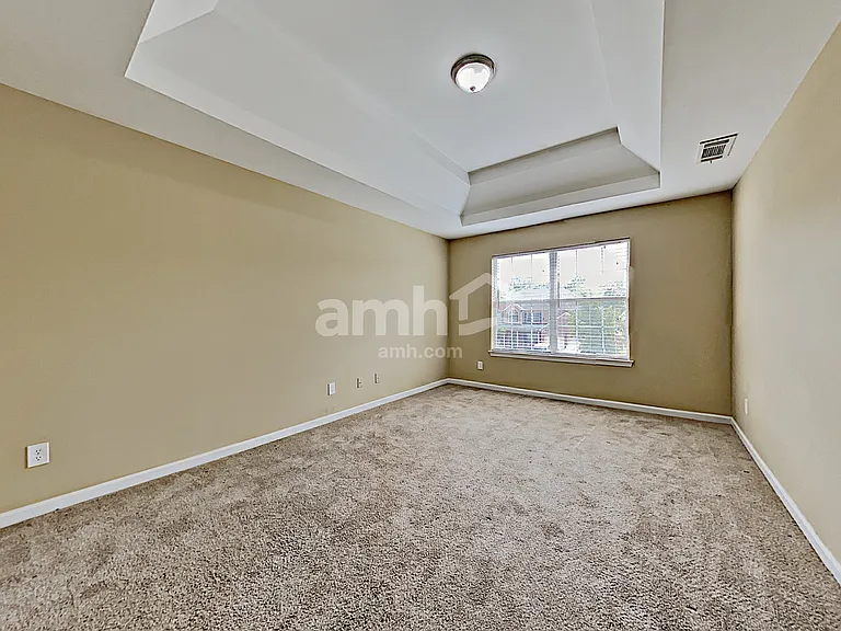 4975 Hopewell Manor Dr — Photo 19