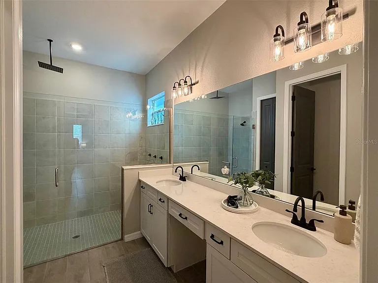 17577 Santorini Ct — Photo 13