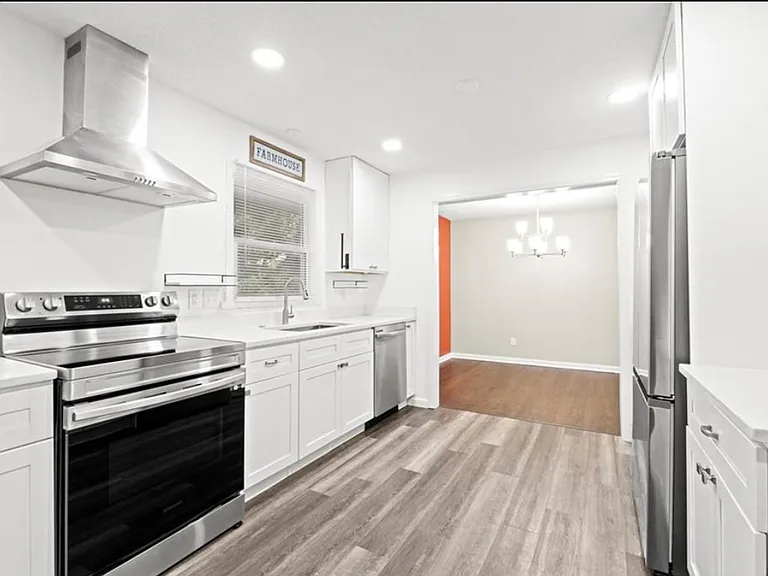 6022 Norfleet Rd — Photo 2