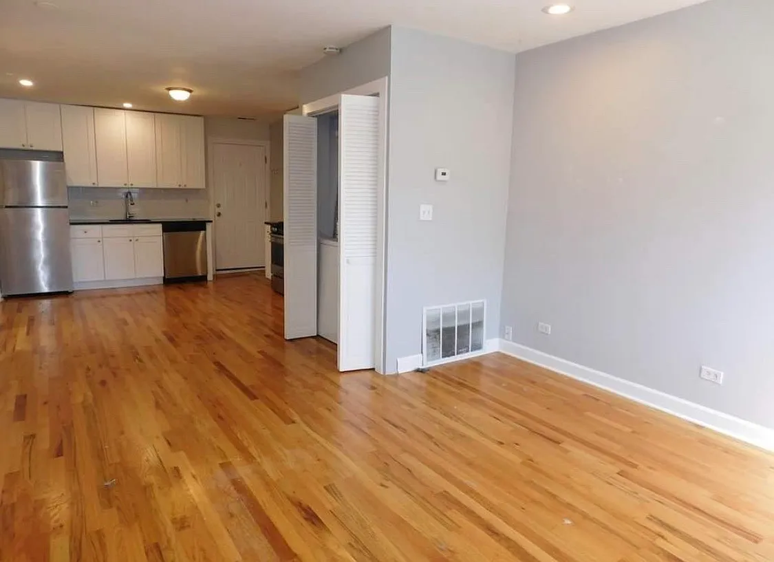 2 bed, 750 sqft, $2,250 — Photo 3