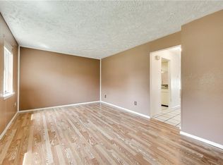 81 W Mountain Creek Dr #11, Grand Prairie, TX 75052