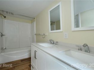 111 Nicole Dr, Harmony, NC 28634