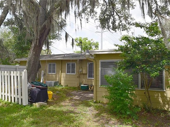 4th image of 2441 Elm Ave