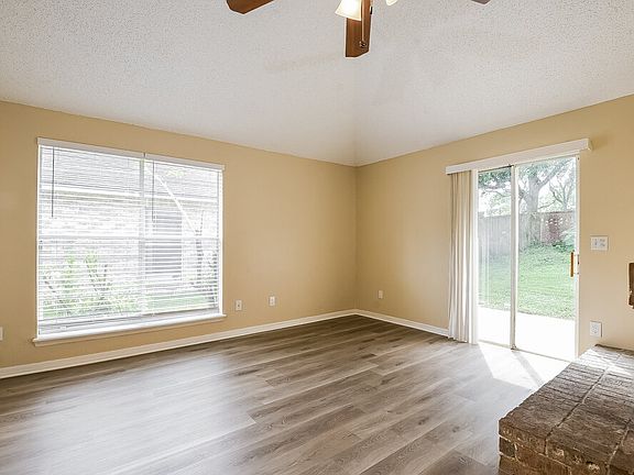 5th image of 1053 Brielle Ave