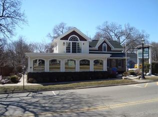 43 E Crystal Lake Ave STE B, Crystal Lake, IL 60014