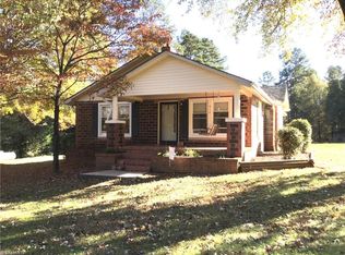 914 Nc Highway 62 E, Pleasant Garden, NC 27313