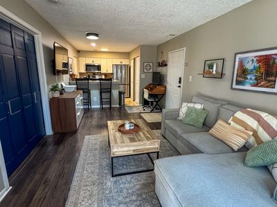 7602 Lakeside Village Dr APT H, Falls Church, VA, 22042