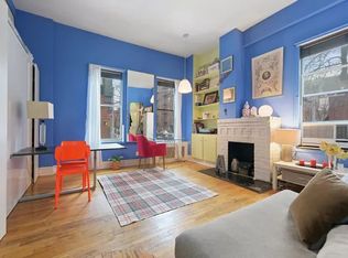 10 Bethune St APT 1A, New York, NY 10014