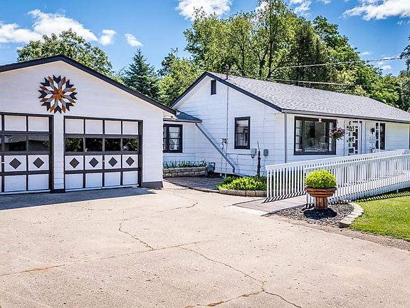 2nd image of 439 Collins Dr