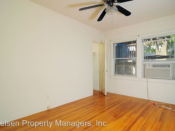 4th image of 2309 H St APT C