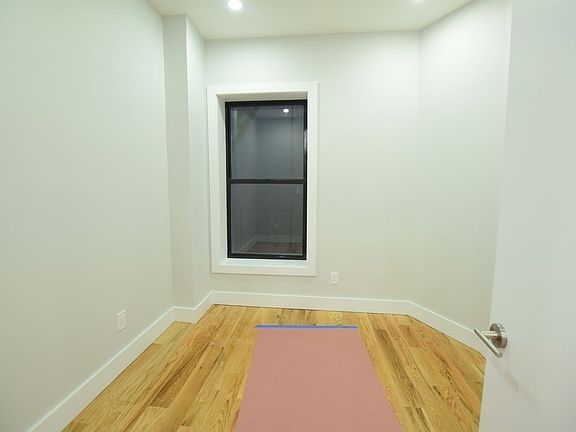 5th image of 1073 Bedford Ave #404
