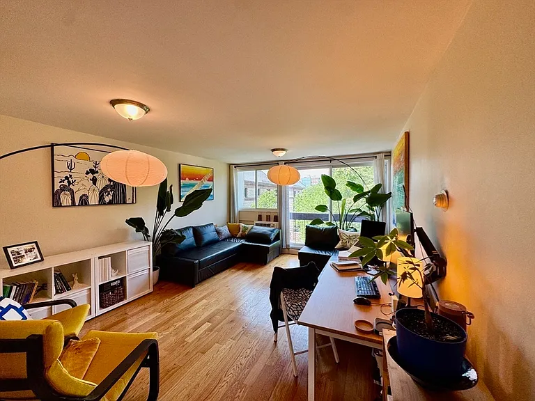12 Inman St #44 — Photo 2