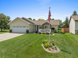 3212 11th St SW, Minot, ND 58701