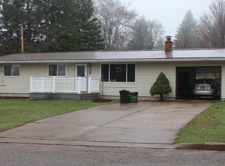 1202 Albion St, Marquette, MI 49855