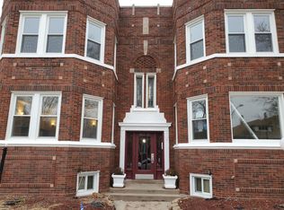 7422 S Vernon Ave #2S, Chicago, IL 60619