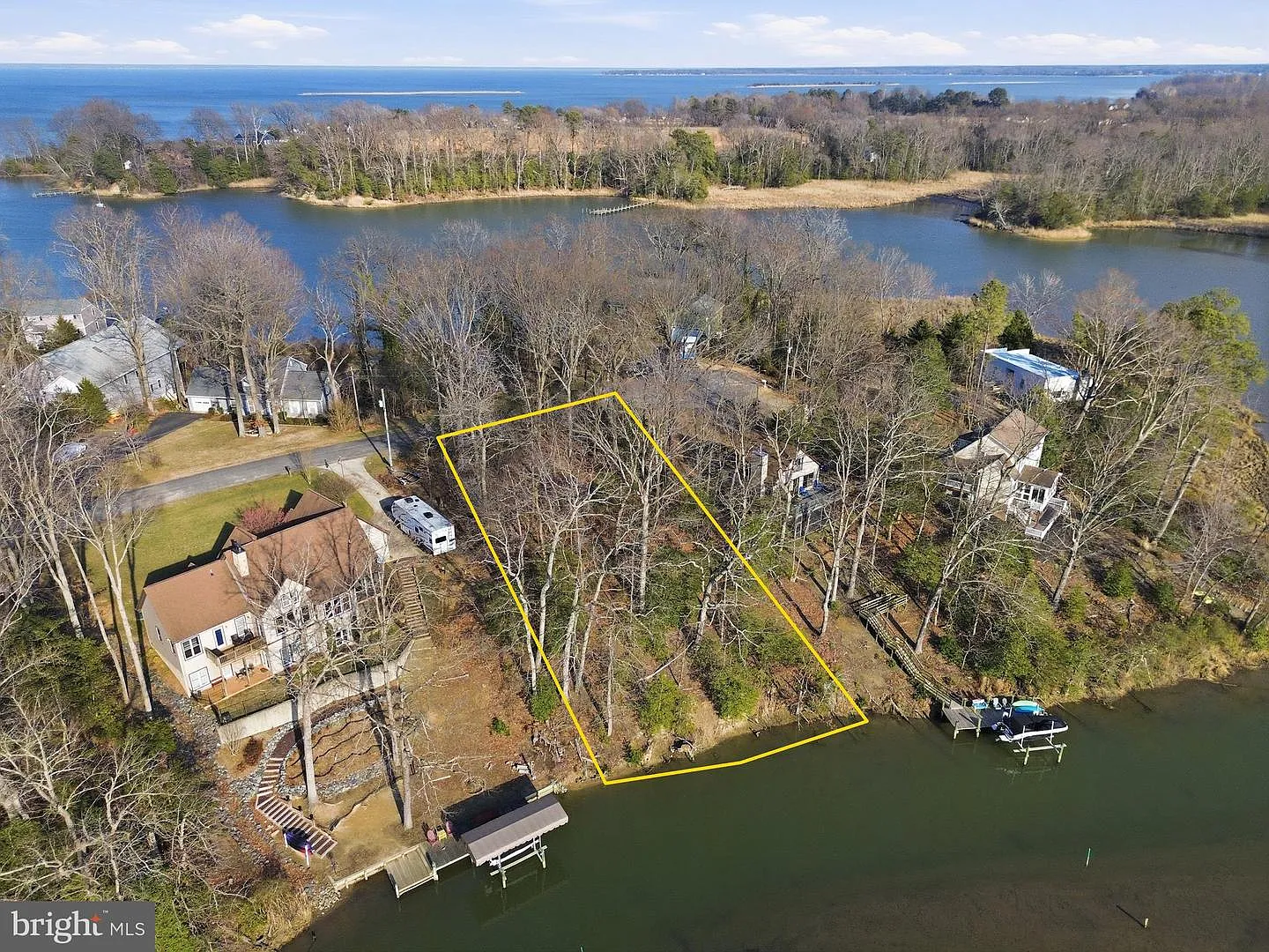 177 Bay Pointe Dr photo 1