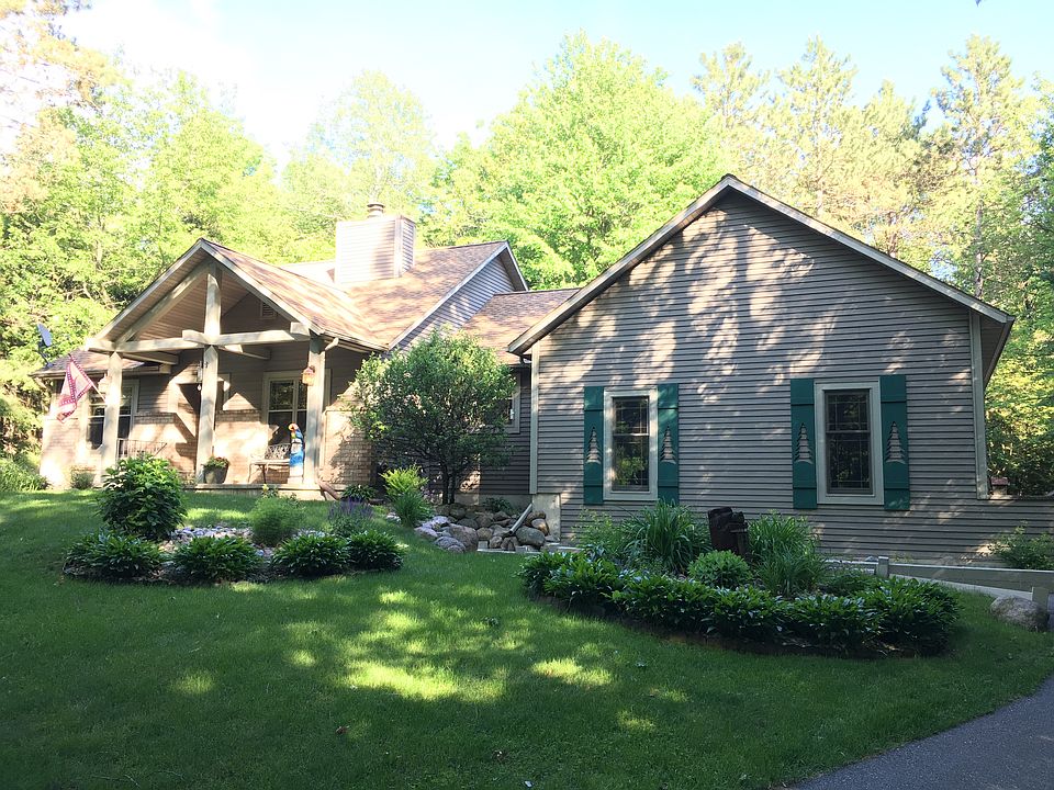 1st image of 9803 Woodland Dr