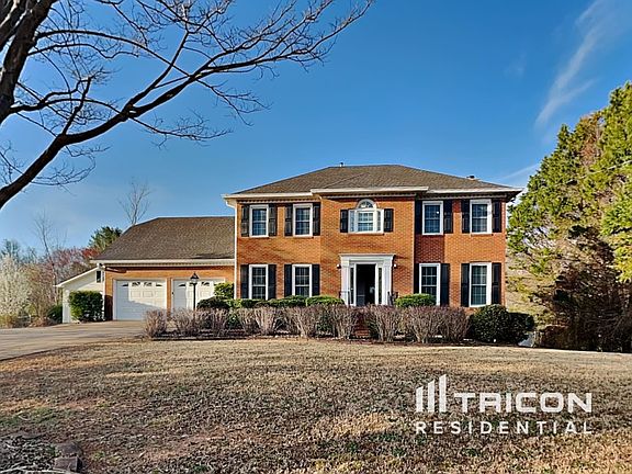 2nd image of 109 Jay Wood Dr