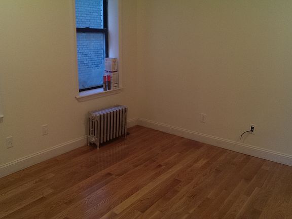 5th image of 574 Saint Nicholas Ave APT 28